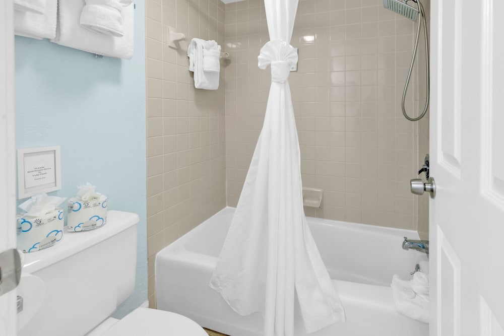 Bluewater Resort 1106