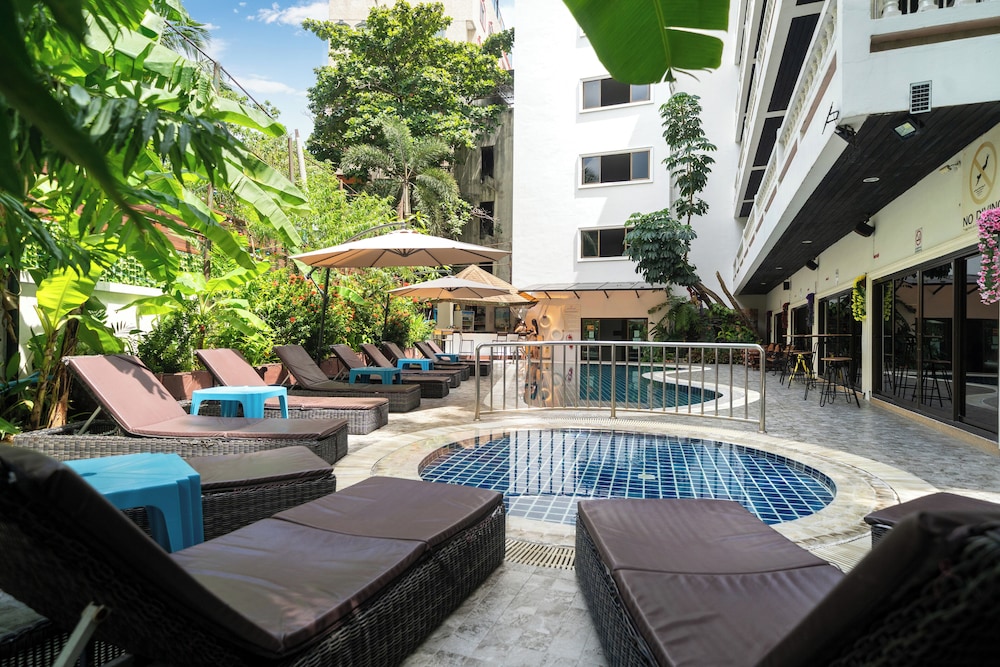 Patong Central Budget Stay