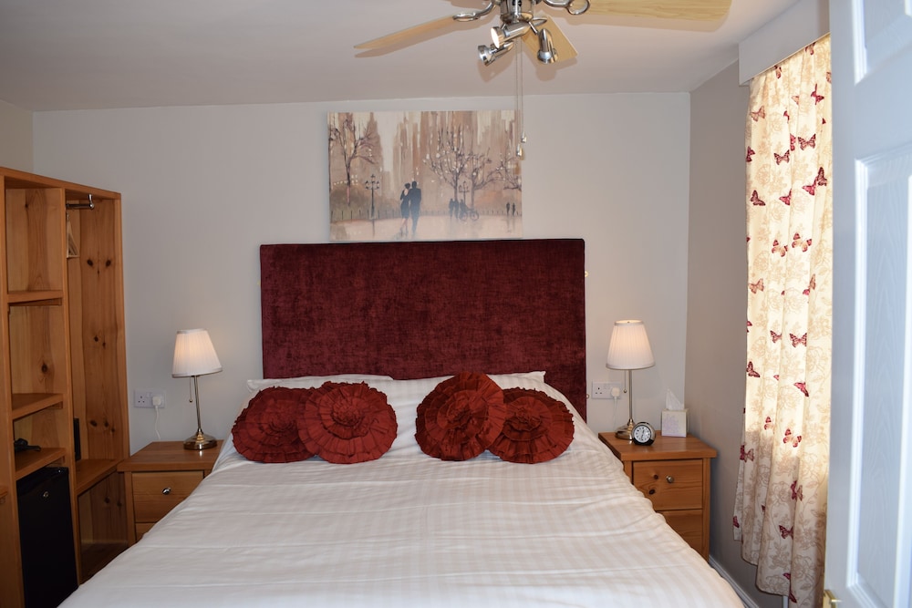 Castle Green Bed and Breakfast