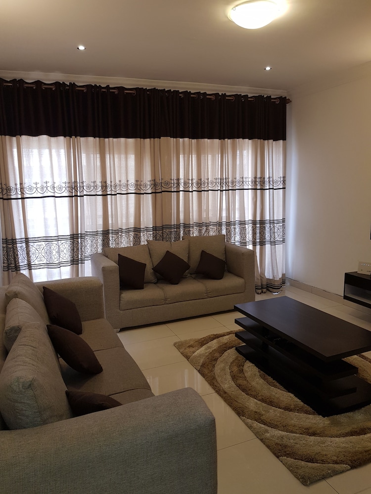 Cadogan Place Estate Apartment