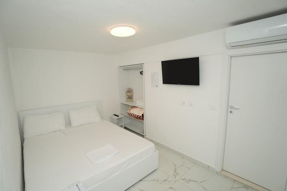 Enles Hotel