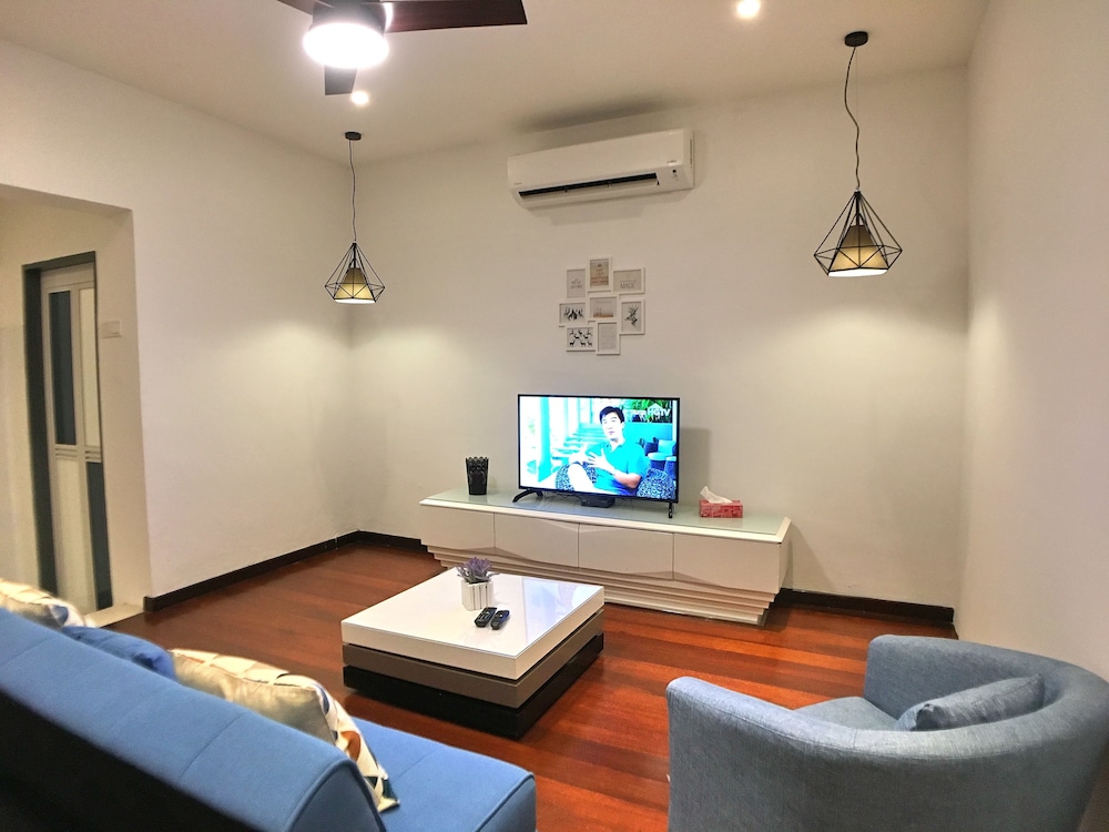 iBook8 Superior 1 Bedroom Gurney Suites by iBook Homestay