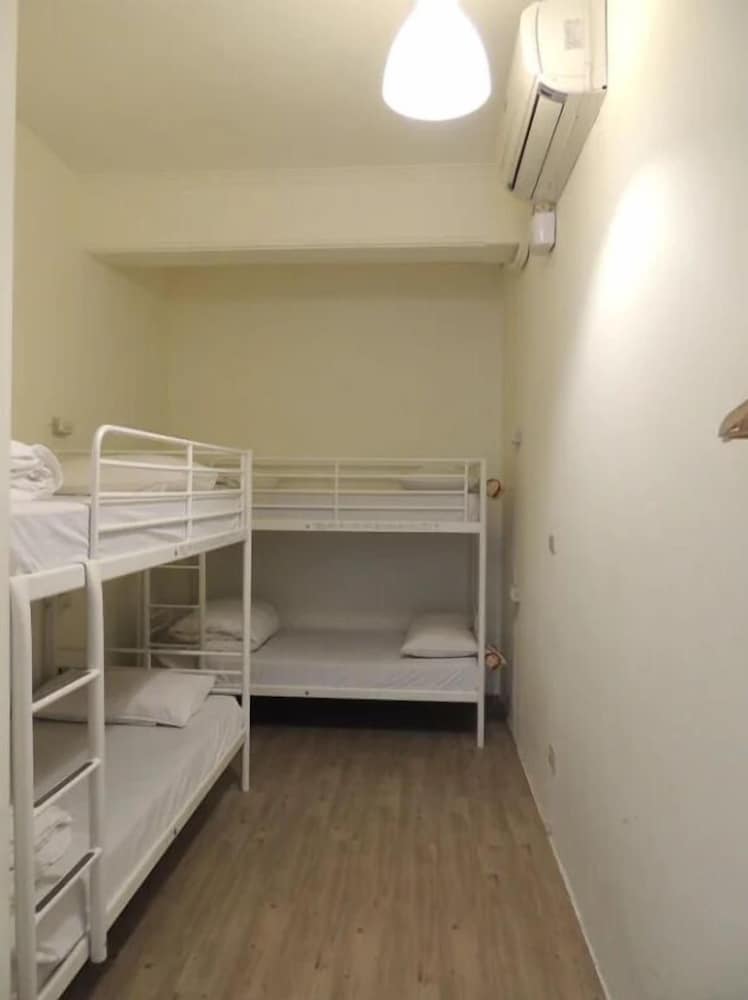 Talking Taipei Backpackers Hostel - Image 2
