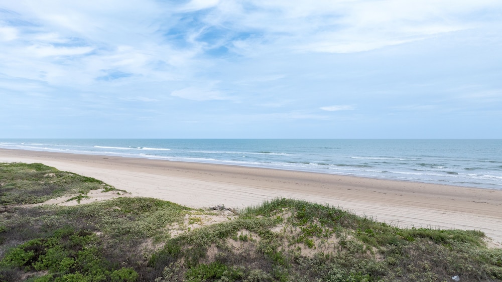 Nuestro Sueno, Cottage At The Shores 3 Bedroom Home
