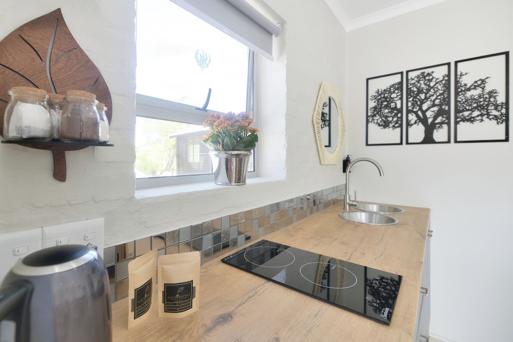 Lands Edge Eco Friendly Cottages