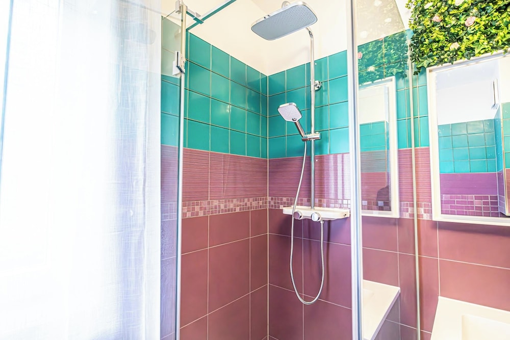 Modern 1BR 1LR Apt Donaustadt Area