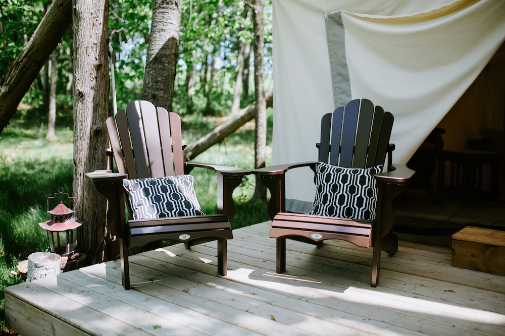 Whispering Springs Wilderness Retreat