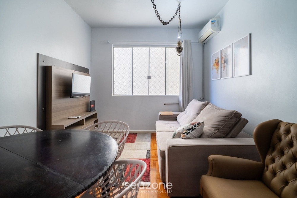 2 Bedroom Apartment in Downtown Floripa Ebe0804