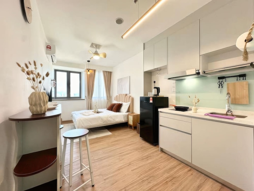 Riveria City KL Sentral Luxury Apartment