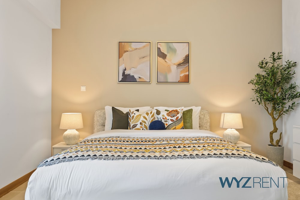 Aegean Charm 2BR Sulafa Tower Marina