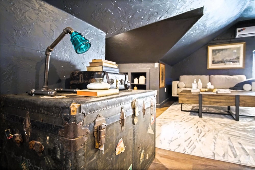 Oklahoma City Vacations - 3-story 6-bedroom 4 Bathrooms 3min-asian Dist - Property Image 104