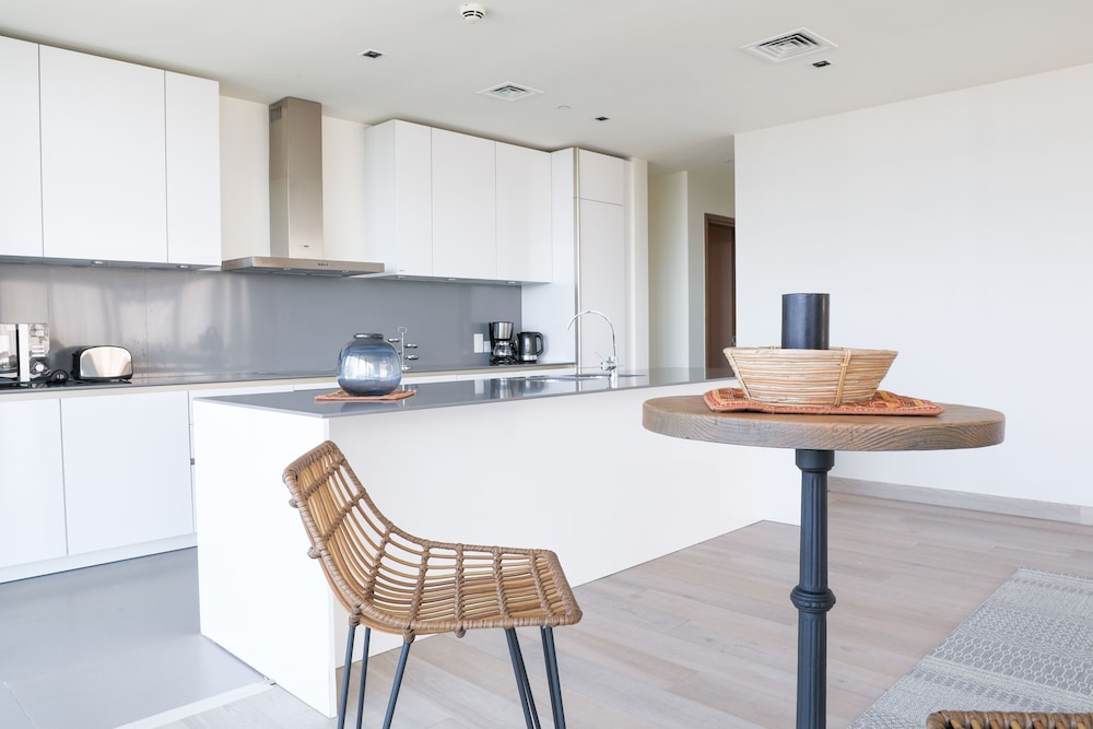Nasma Luxury Stays - City Walk