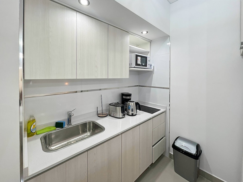 Ayres Suites Moreno