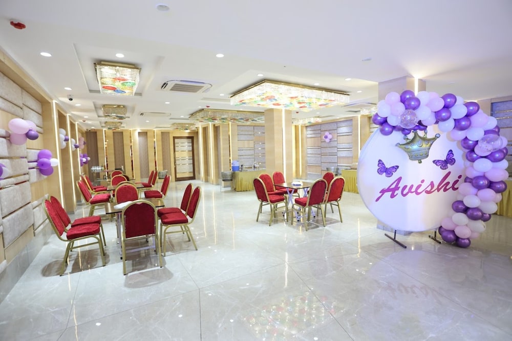 meeting & event spaces