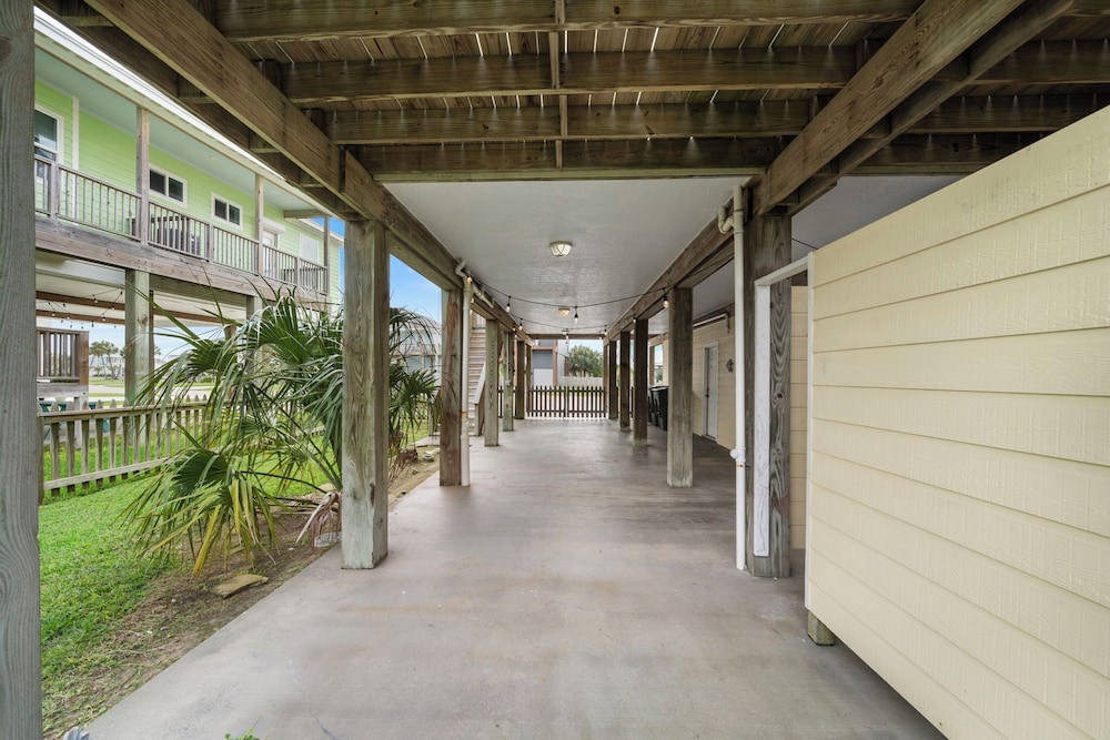 The Krusty Krab by Ryson Vacation Rentals