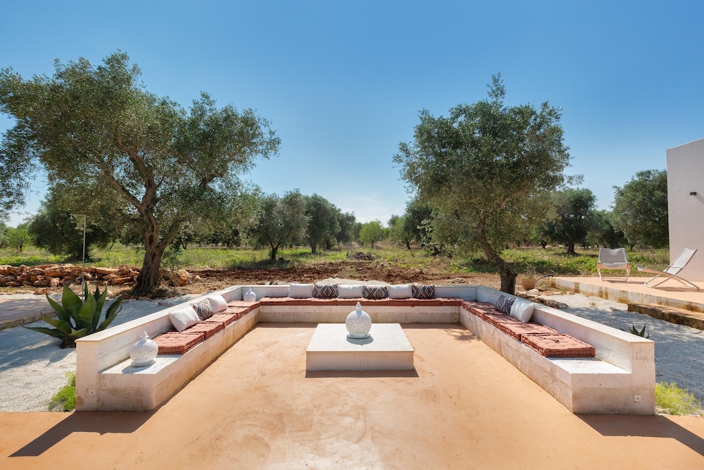3538 Villa Sylvia by Perle di Puglia view 2