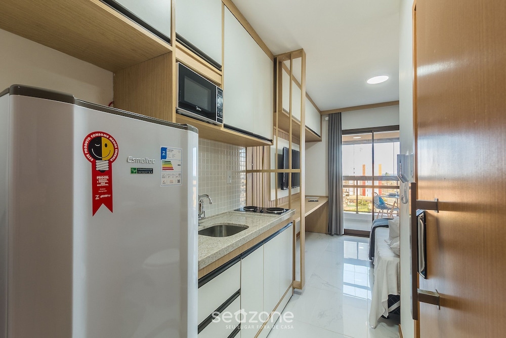 SMT - Building 750m From the Beach in Salvador