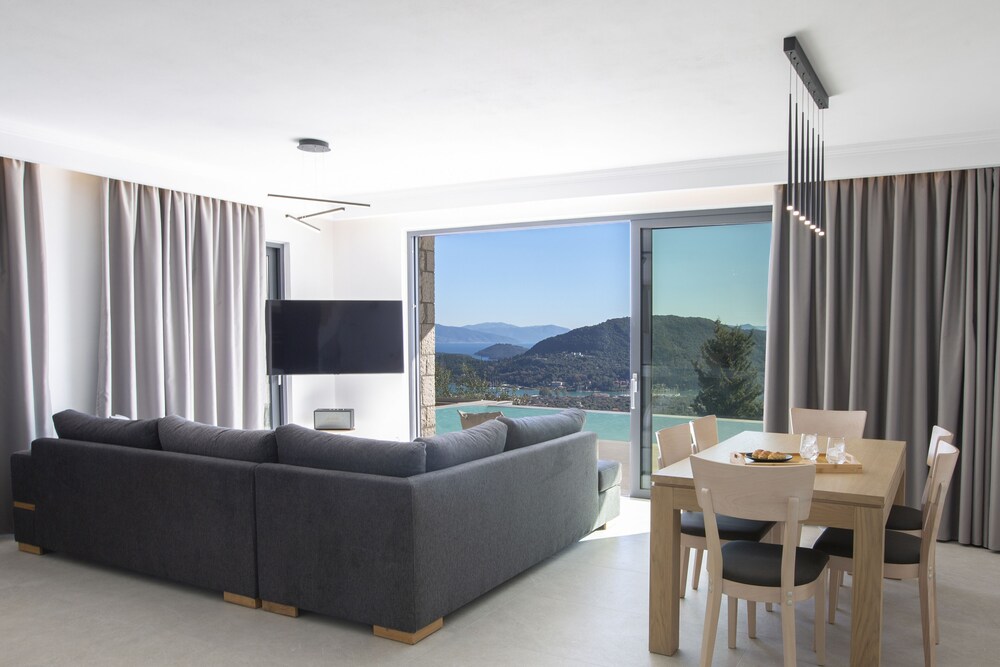 Oriens Villas