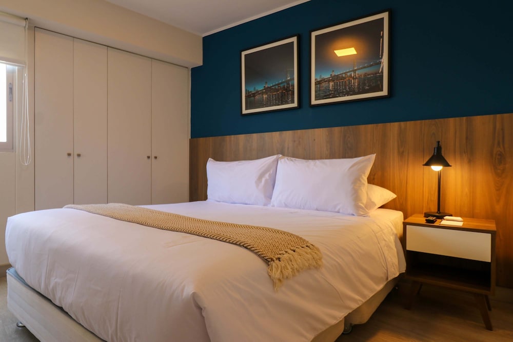 w Prestigious 2BR w Balcony in Barranco