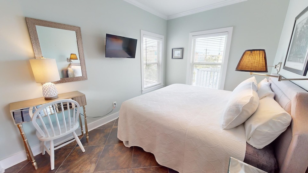 Oceanview A by Tybee Vacation Rentals
