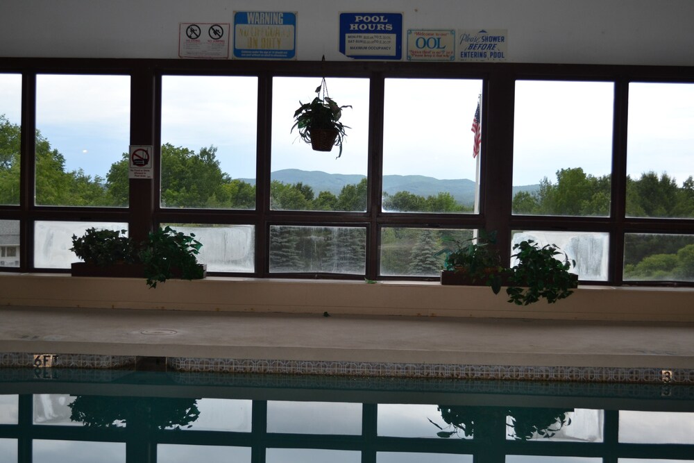Henniker Motel