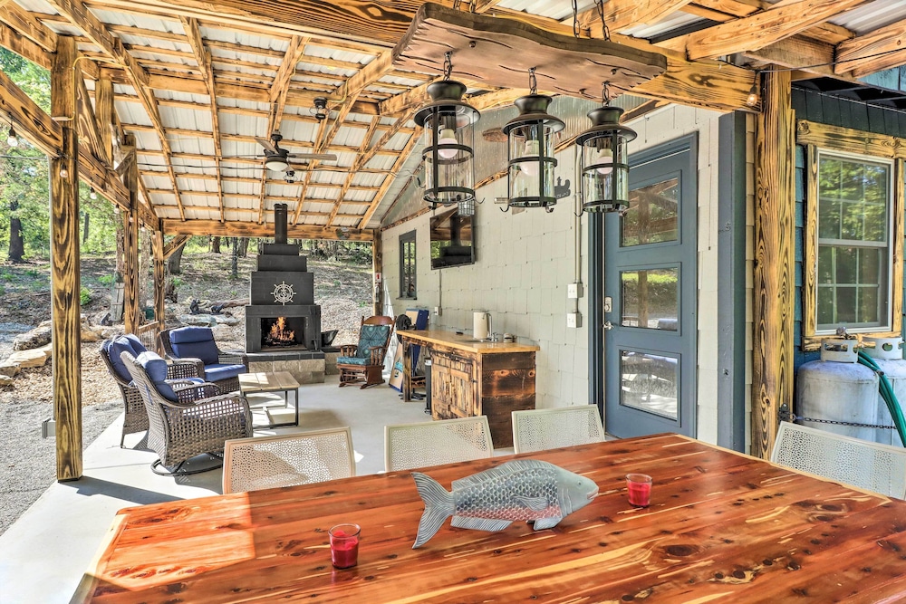 Remodeled Cabin w/ Fire Pit on Norfork Lake! view 5