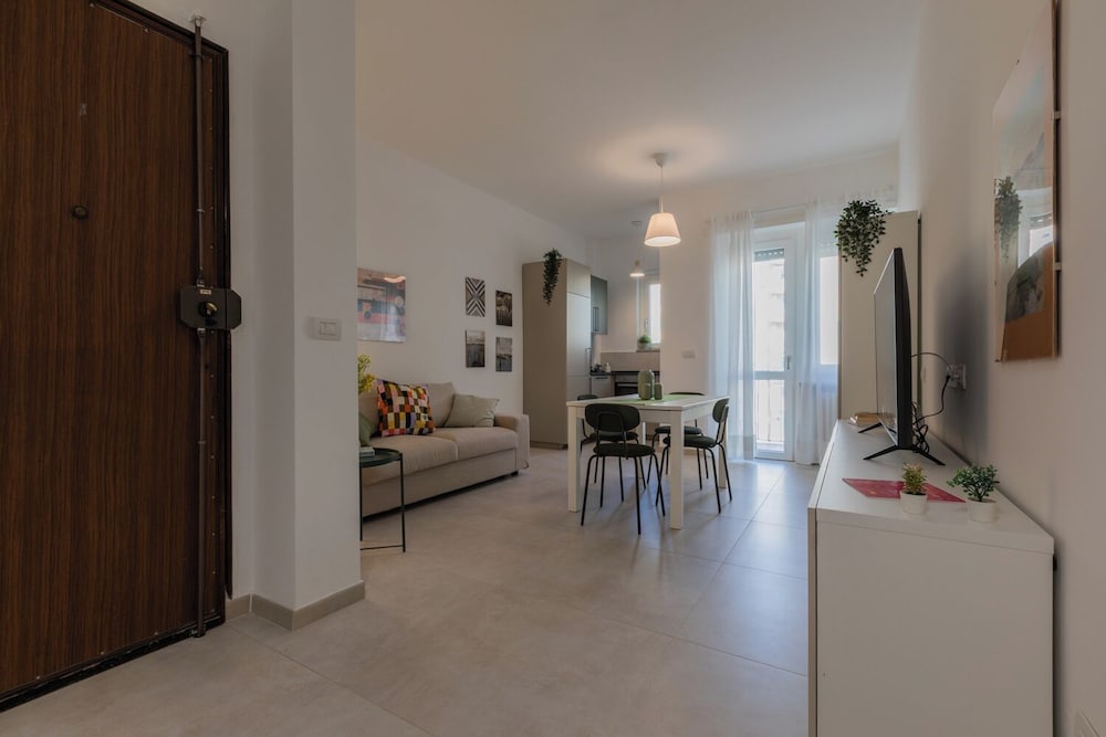 Tripoli White Home by Wonderful Italy