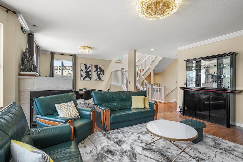 Beautiful Spacious 4BR in Silver Terrace
