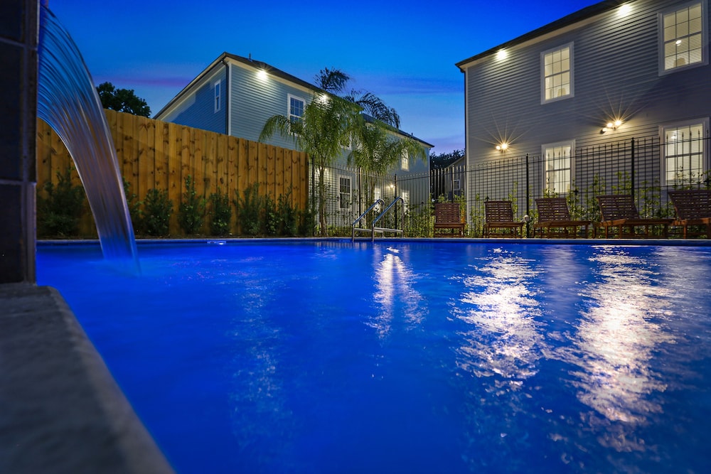 New Orleans Vacations - Stunning 4 5 BRs w Pool by Hosteeva - Property Image 135