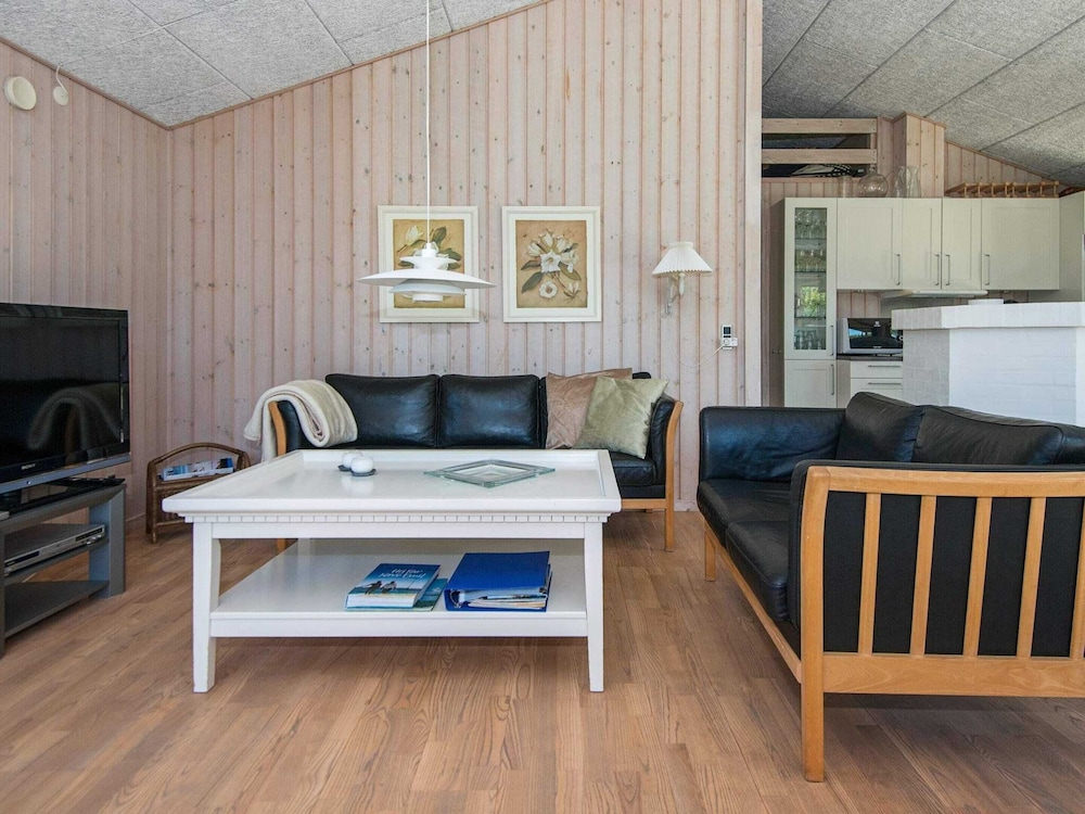 8 Person Holiday Home in Ulfborg