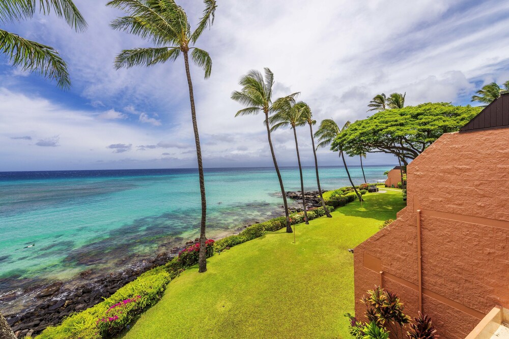 Kuleana 622 1bdrm 1 Bedroom Condo by RedAwning