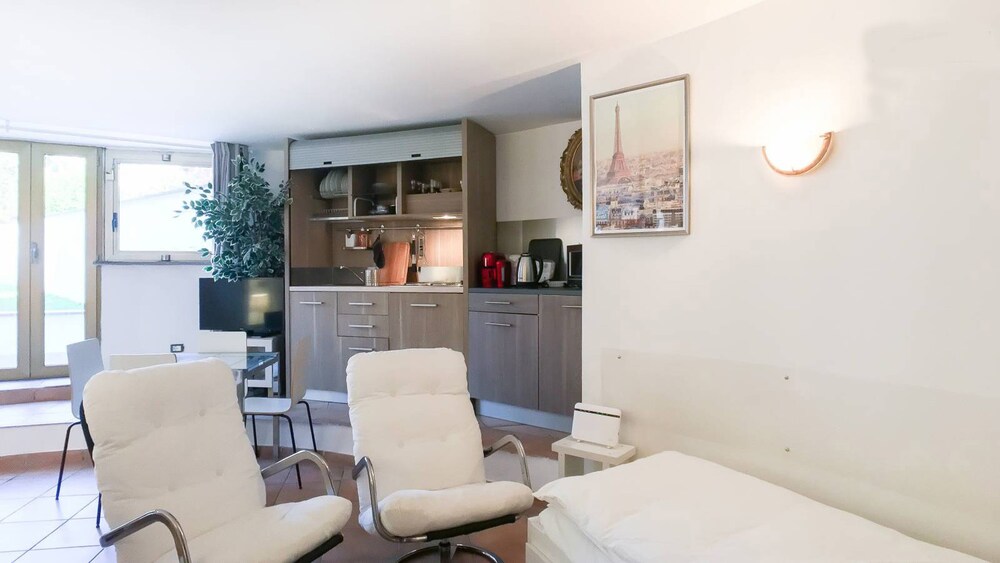 Near Ifo Roma Sweet Home Studio Apartment