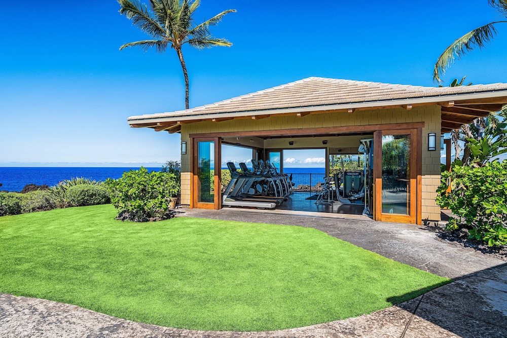 Complete Remodel Stunning Ocean Views Discount of Golf