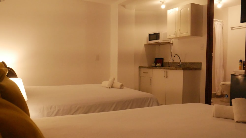 Park View Hostel & Suites