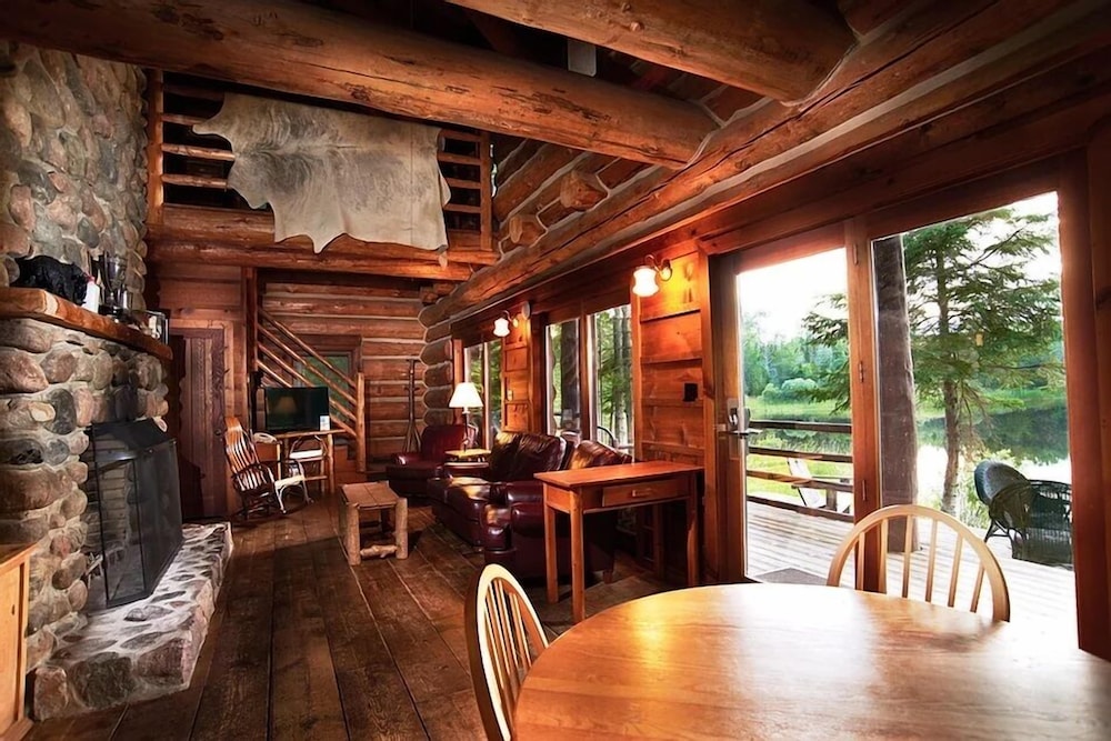 Drummond Island Resort