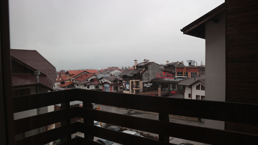 Bansko Vacations - Pirin Palace White Apartments - Property Image 9