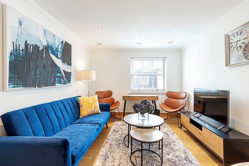 Elegant and Cosy Family Apartment in Marylebone