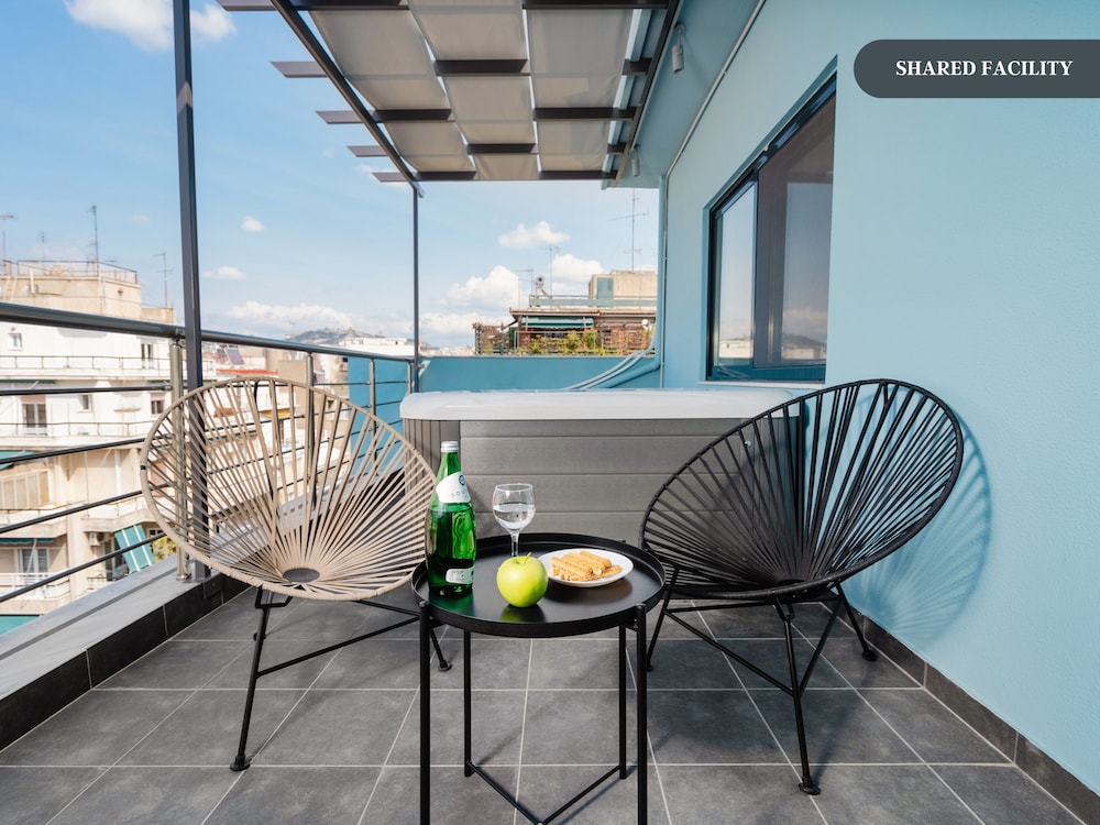 Sanders Home Suites - Inviting Downtown Studio photo 5