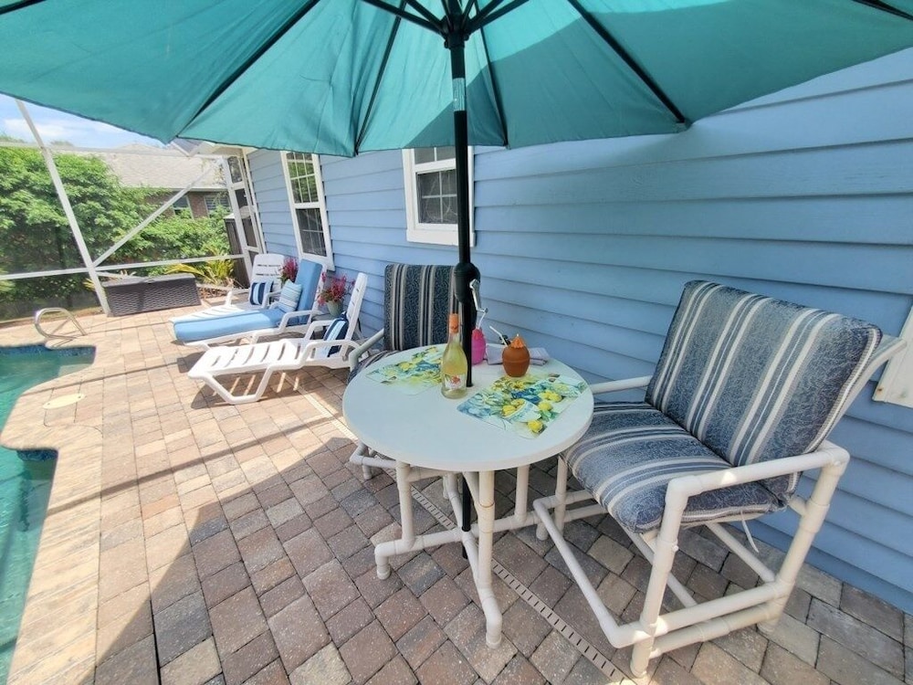 Beach Blossum 3 Bedroom Home