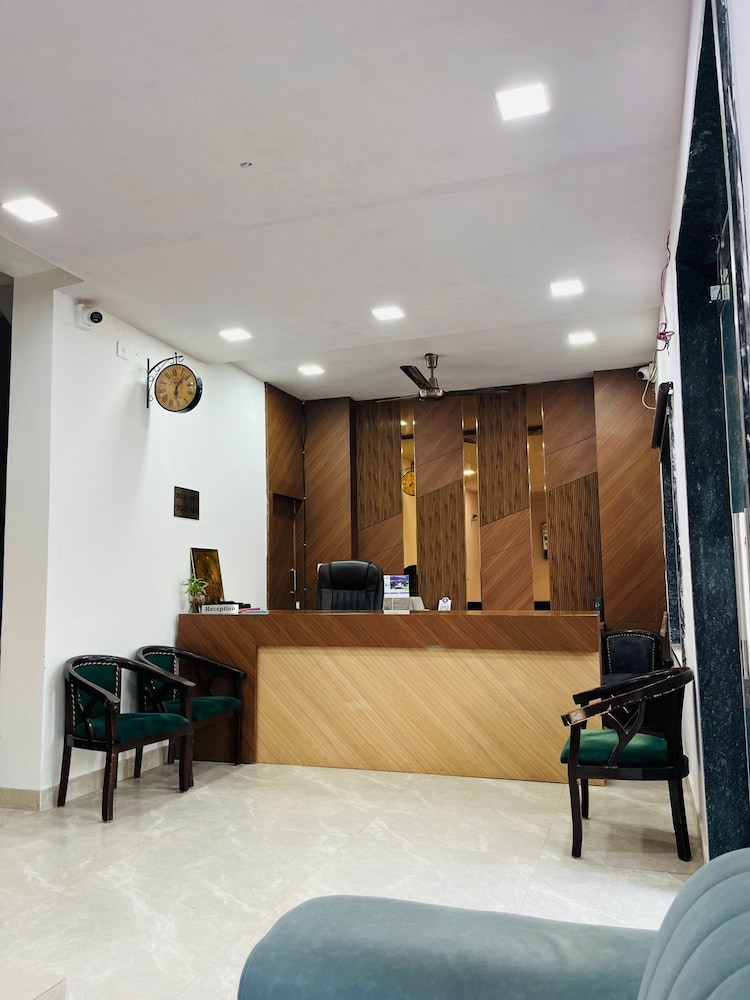 Hotel Shri Radha Sneh Mathura