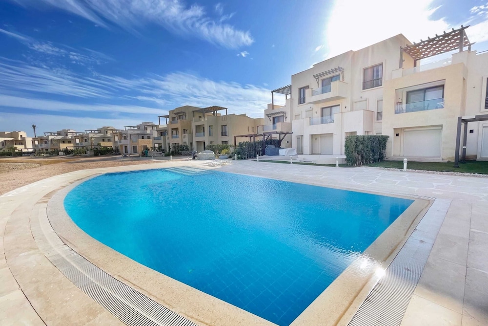 Xuru Stays I Genial 2 BDR w / Pool Access @ Cyan El Gouna