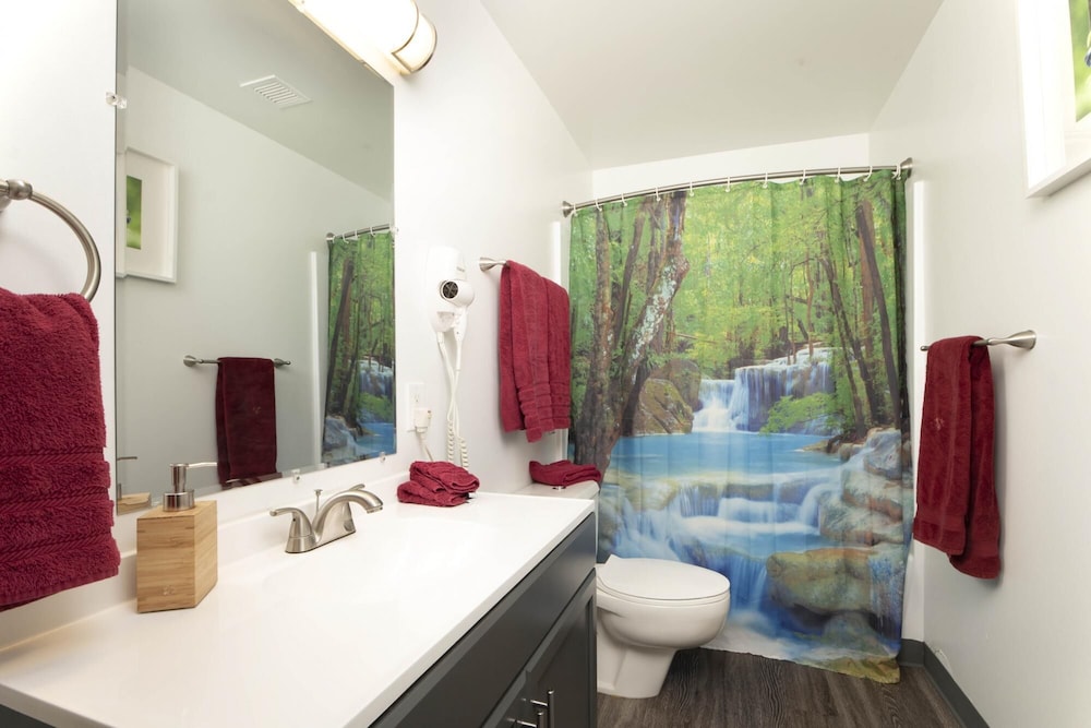 One Bed Loft Apartment With Great Wifi view 3