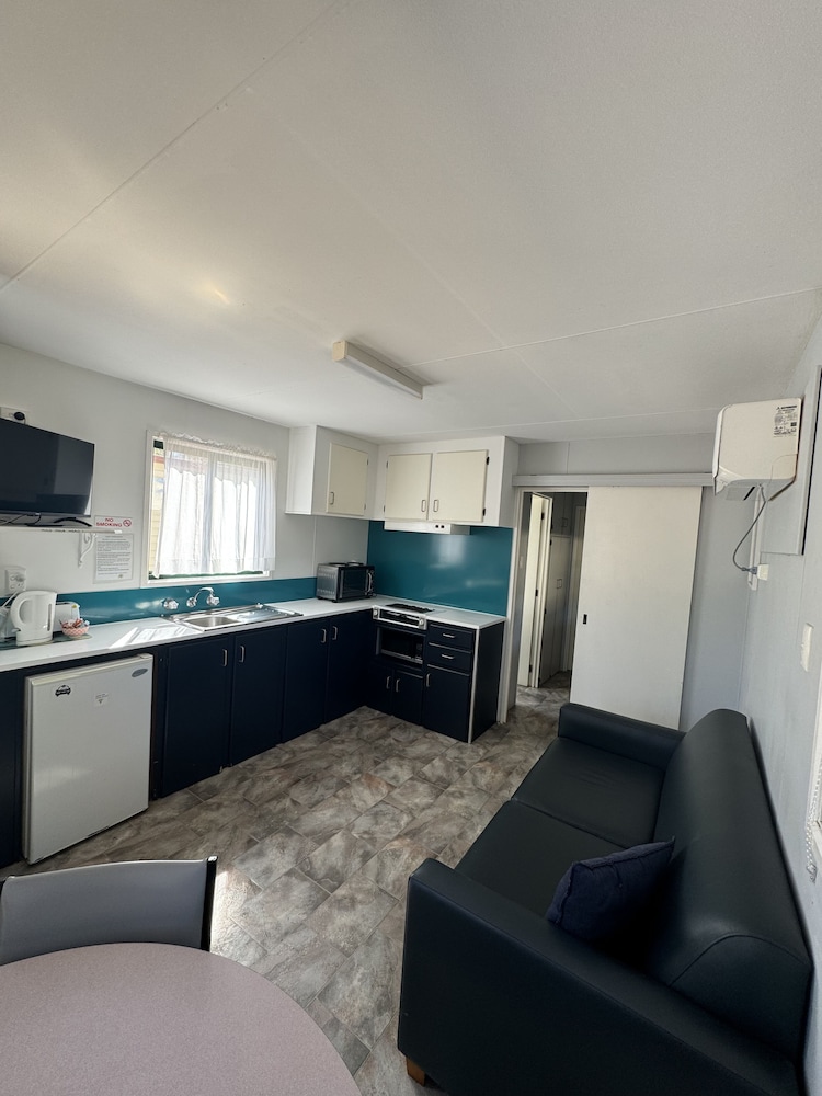Hay Caravan Park