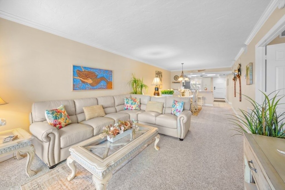 Pointe Santo B32 2 Bedroom Condo