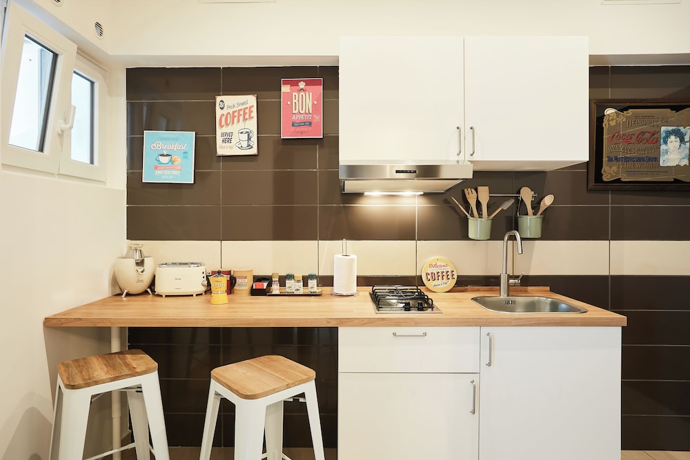 Vicky's Luxury Guesthouse by Napoliapartments