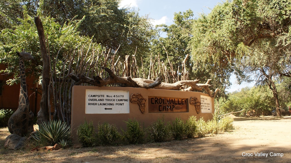 Croc Valley Camp