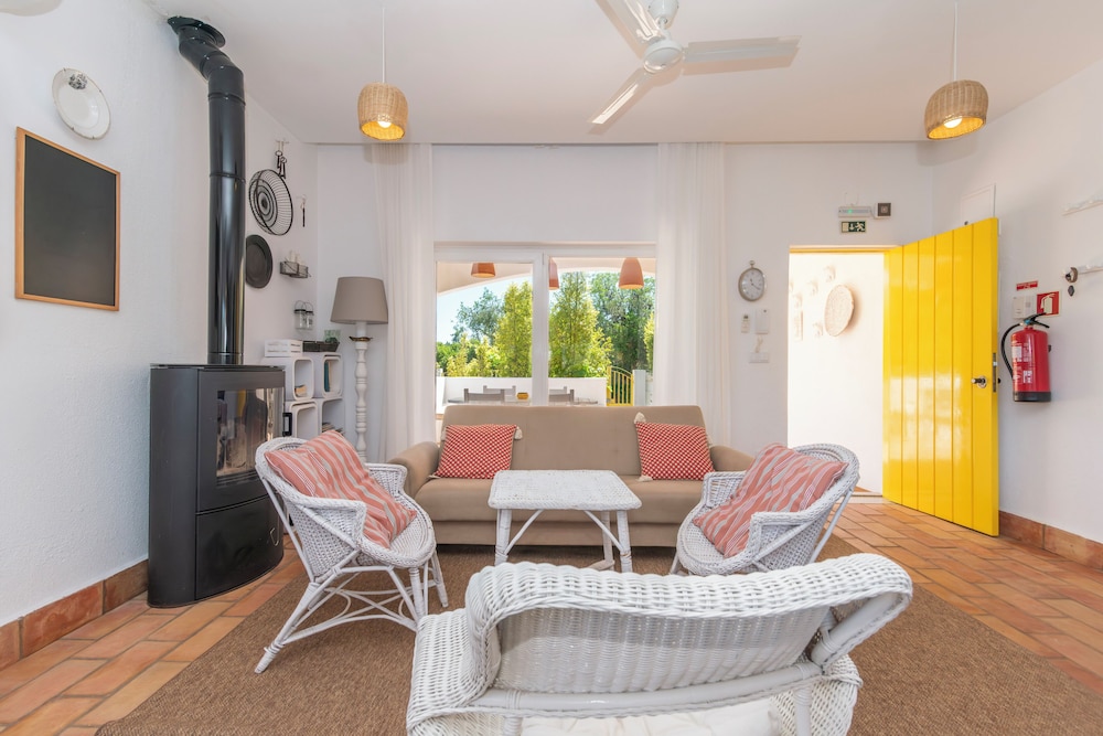 Laranjal Farm House