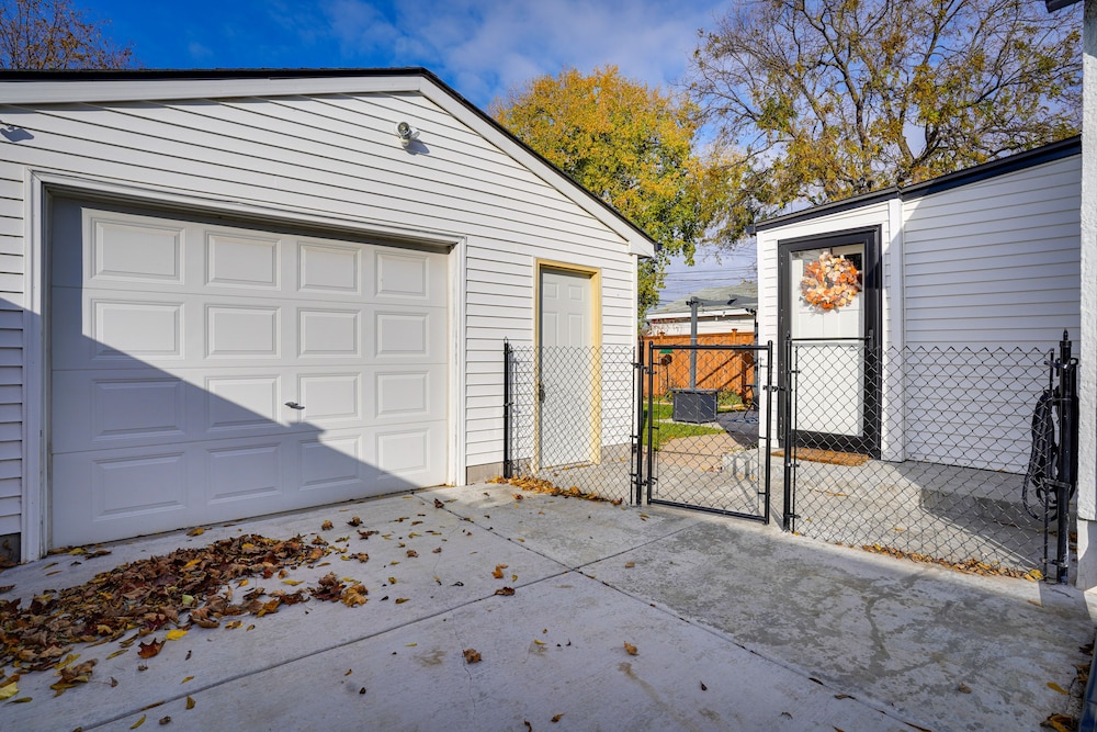 Richfield Retreat w/ Fire Pit, Gas Grill & Yard! view 3