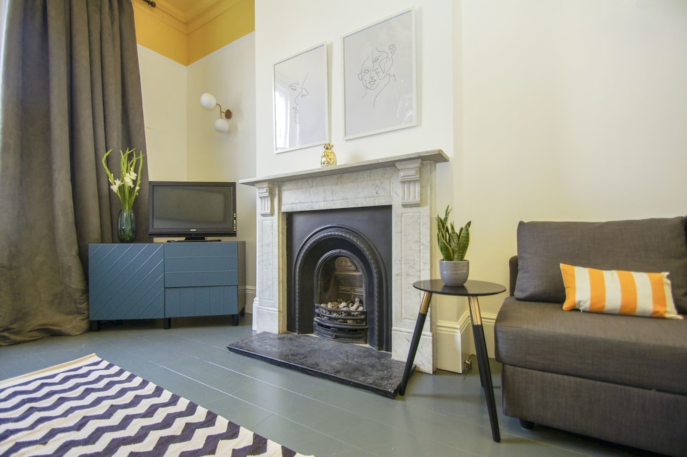 Brighton Lanes Townhouse Central by Brighton Holiday Lets view 4