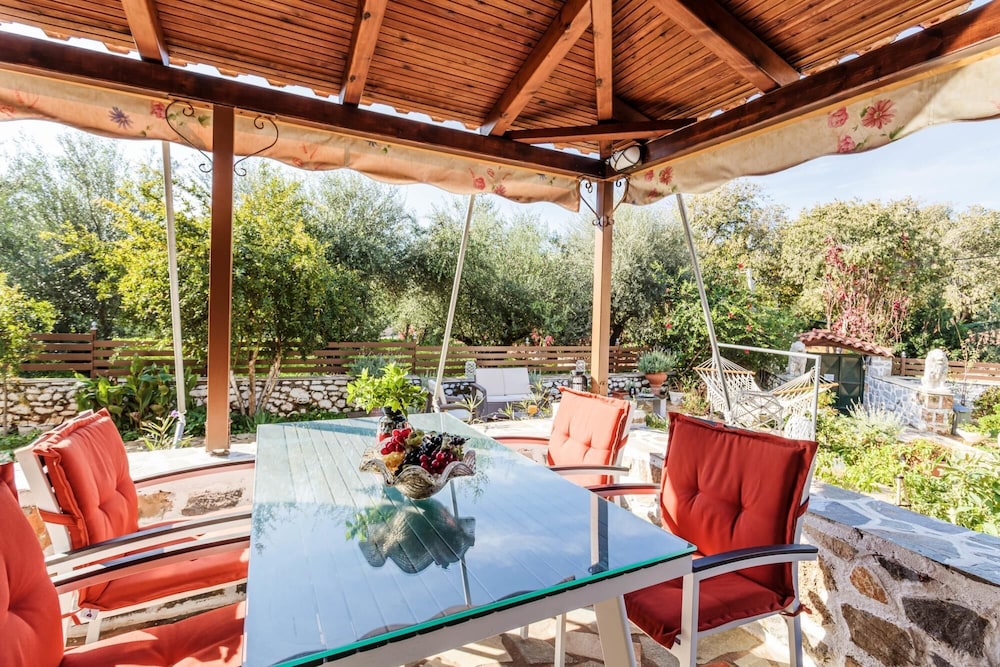 Stoupa Garden Retreat - Comfy Summer Escape view 3